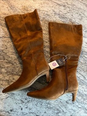 Women's Knee-High 18 inches Suede Pointed-Toe Boots in Brown 6.5 NWT